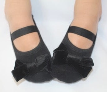 Ladies Black Velvet Bow image 1